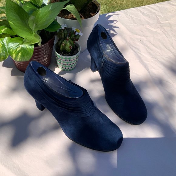 Aerosoles Women's Suede Blue Booties (Size 10M) - Picture 2 of 10